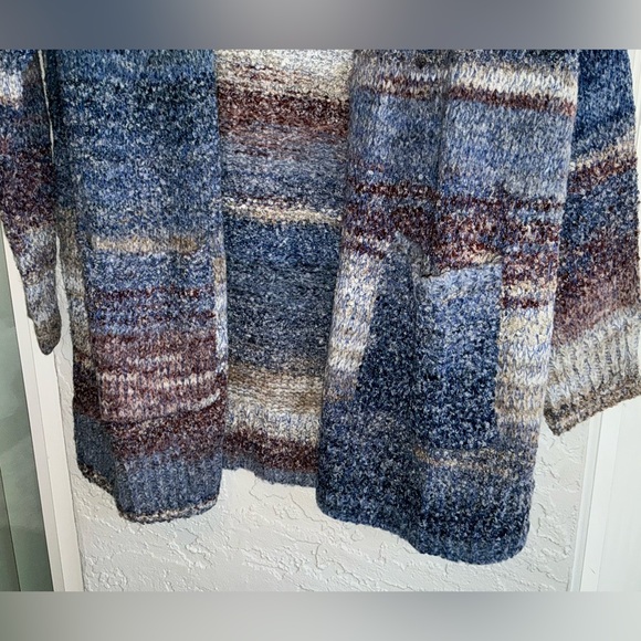 Maurices Blue and Brown Knit Cardigan- Size 1X - Picture 3 of 6